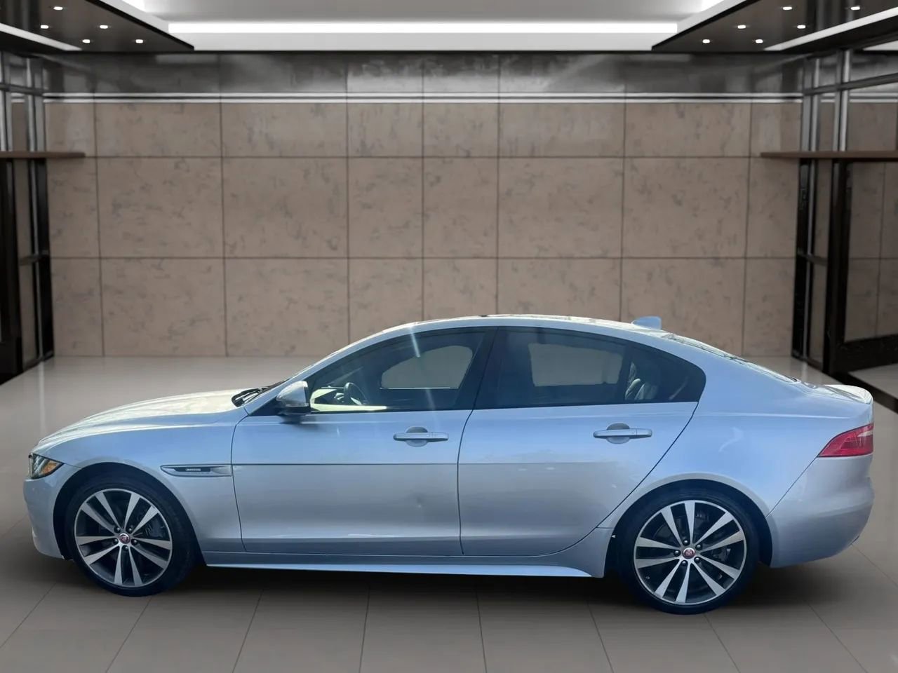 Used 2017 Jaguar XE R-Sport image 3