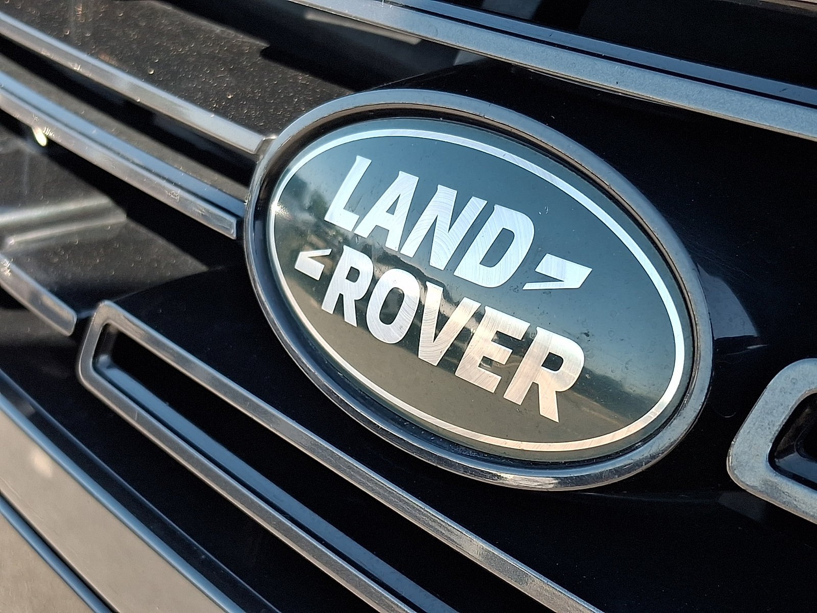Used 2025 Land Rover Range Rover SE AWD/4WD image 30