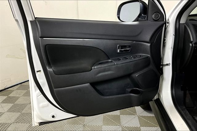 Used 2019 Mitsubishi Outlander Sport SE image 23