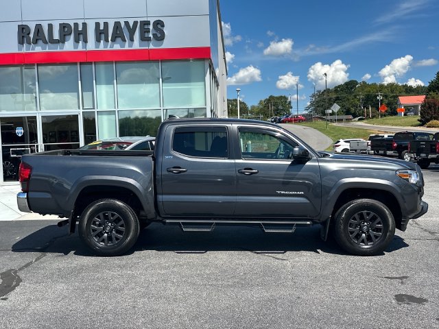 Used 2023 Toyota Tacoma SR5 RWD image 2
