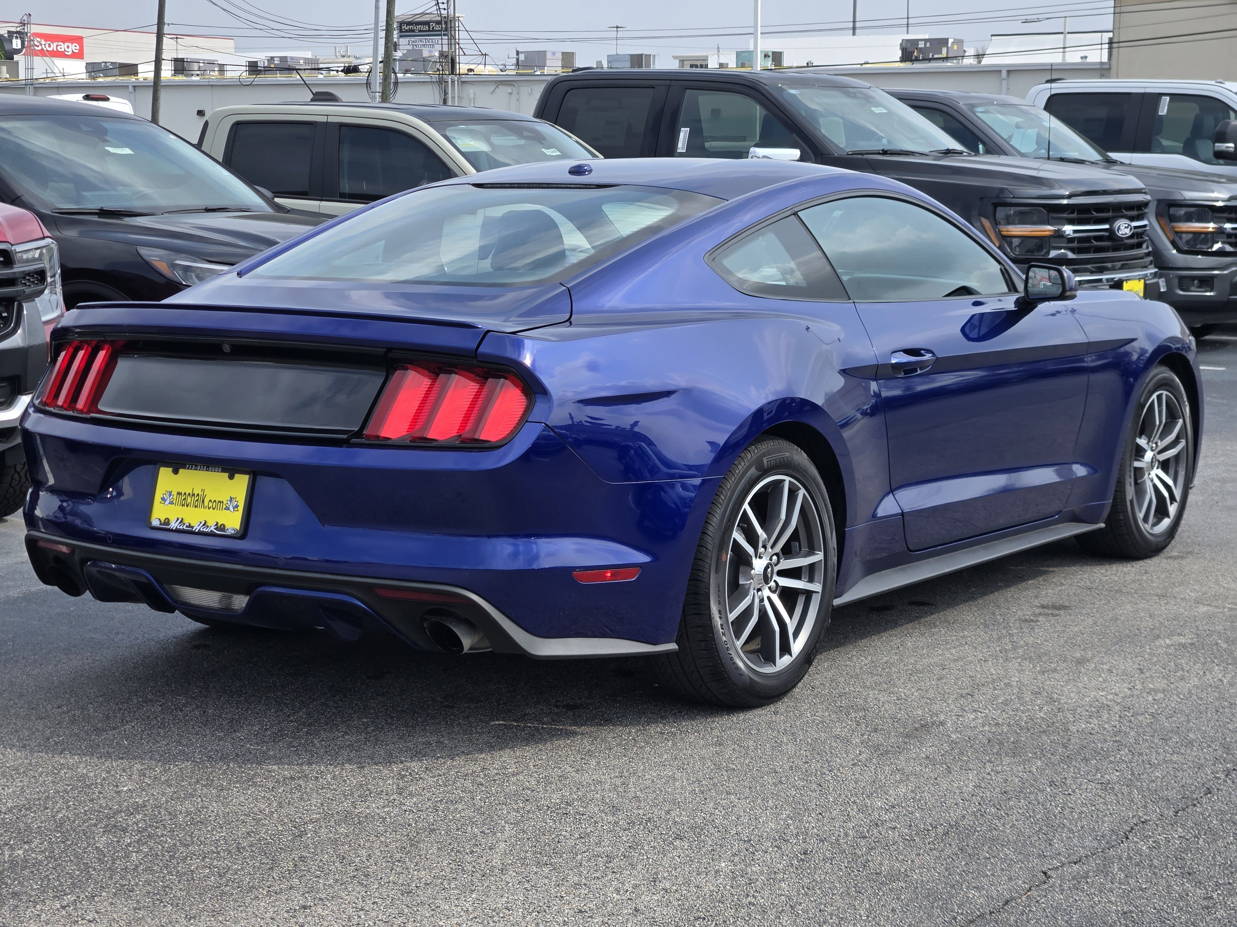 Used 2016 Ford Mustang Premium image 5