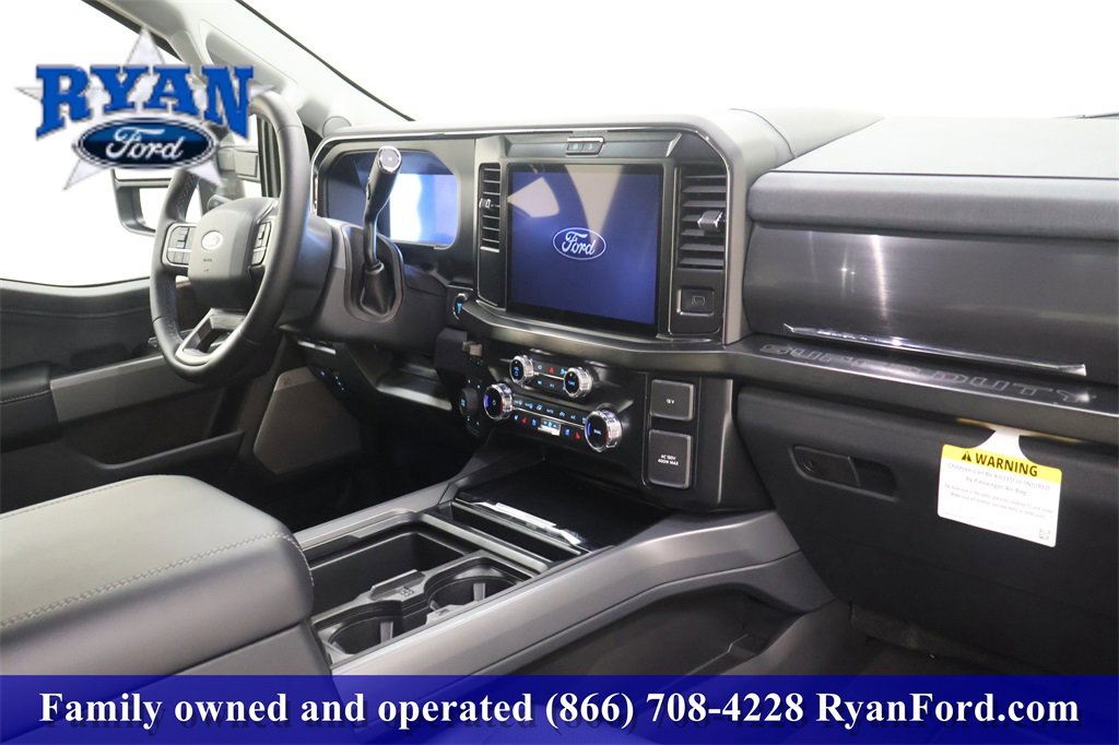 New 2026 Ford F250 Lariat w/ FX4 Off-Road Package image 17