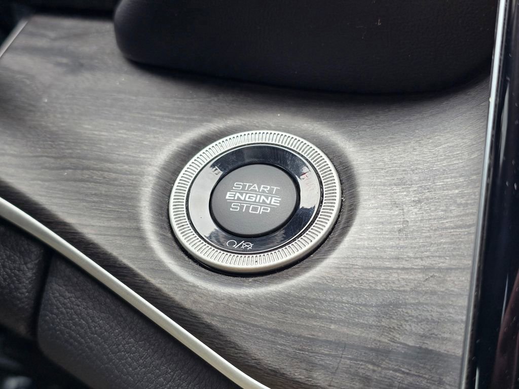 Used 2021 Jeep Grand Cherokee L Limited w/ Trailer Tow Group (B) image 39