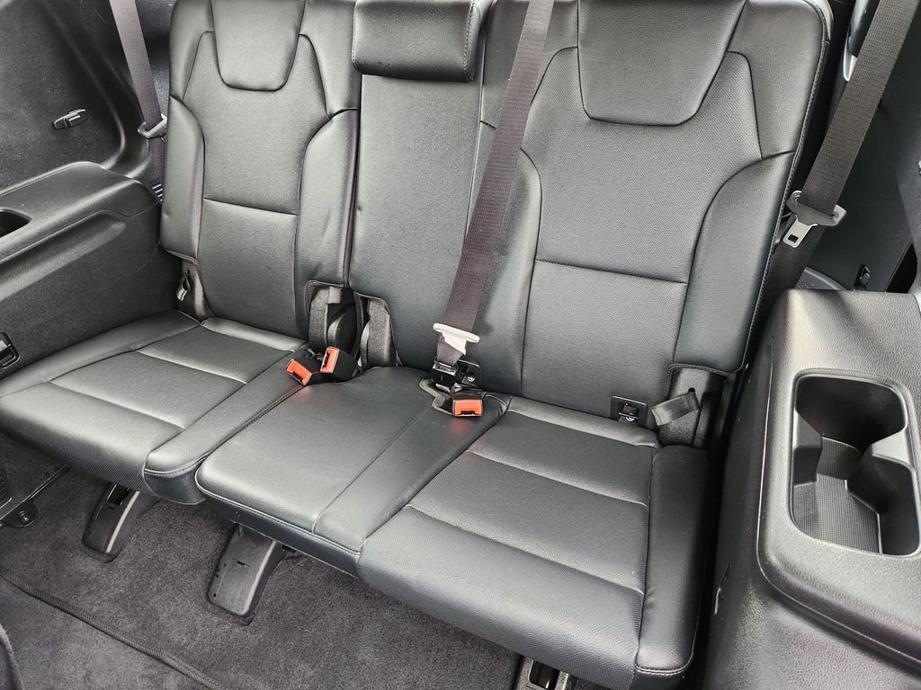 Certified 2025 Kia Telluride EX w/ EX Captain's Chair Package image 12