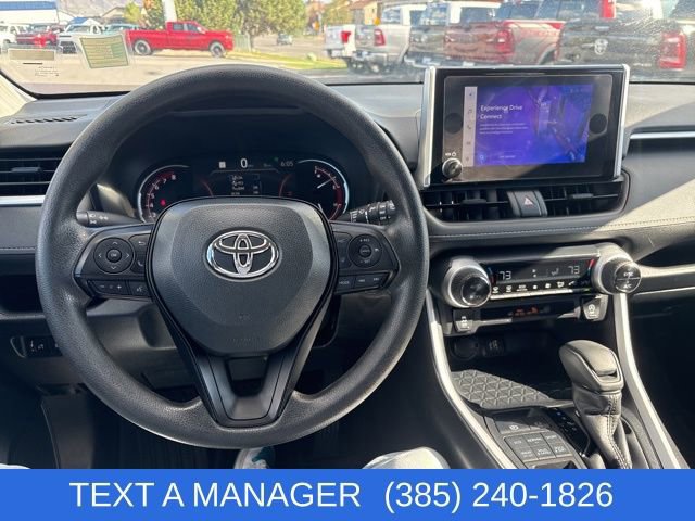 Used 2025 Toyota RAV4 XLE image 17