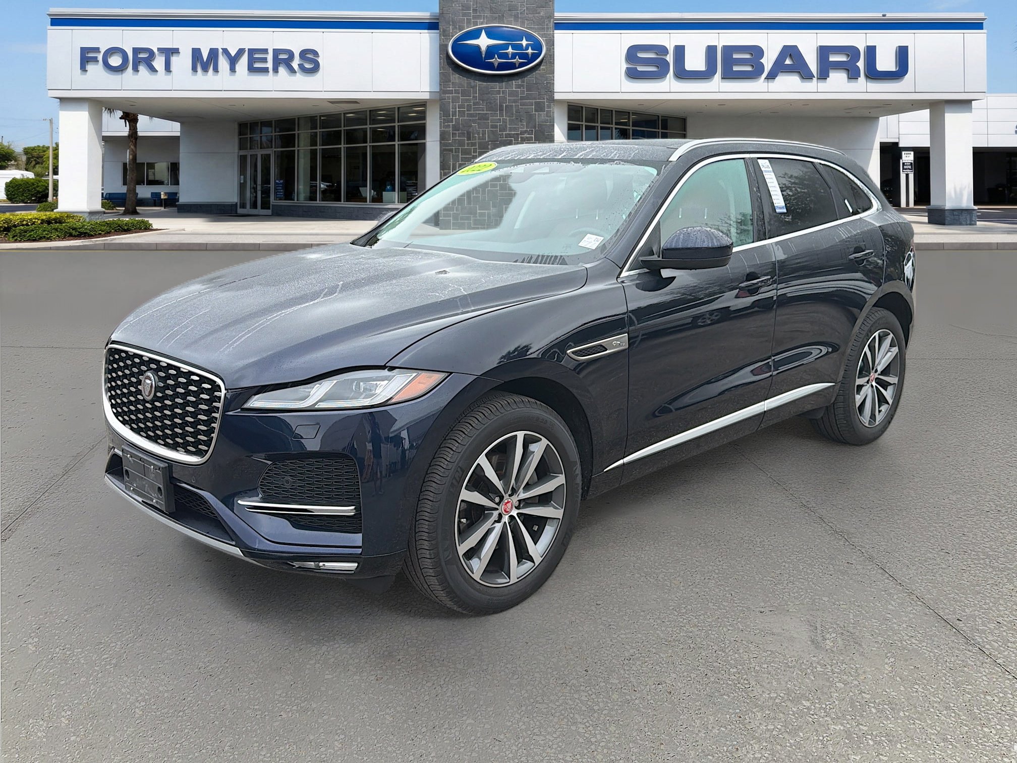 Used 2022 Jaguar F-PACE S image 7