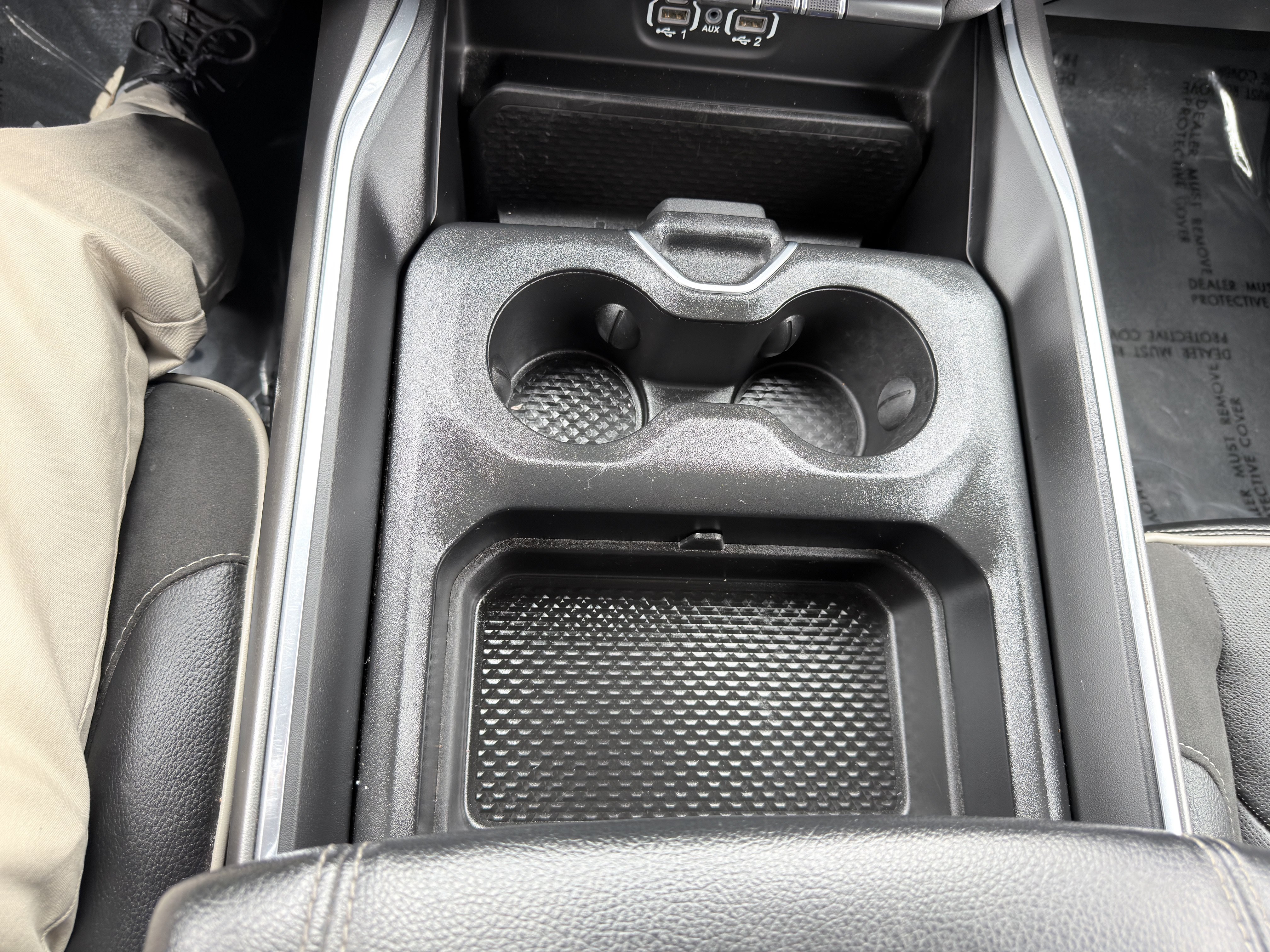 Used 2024 RAM 1500 Laramie AWD/4WD image 33