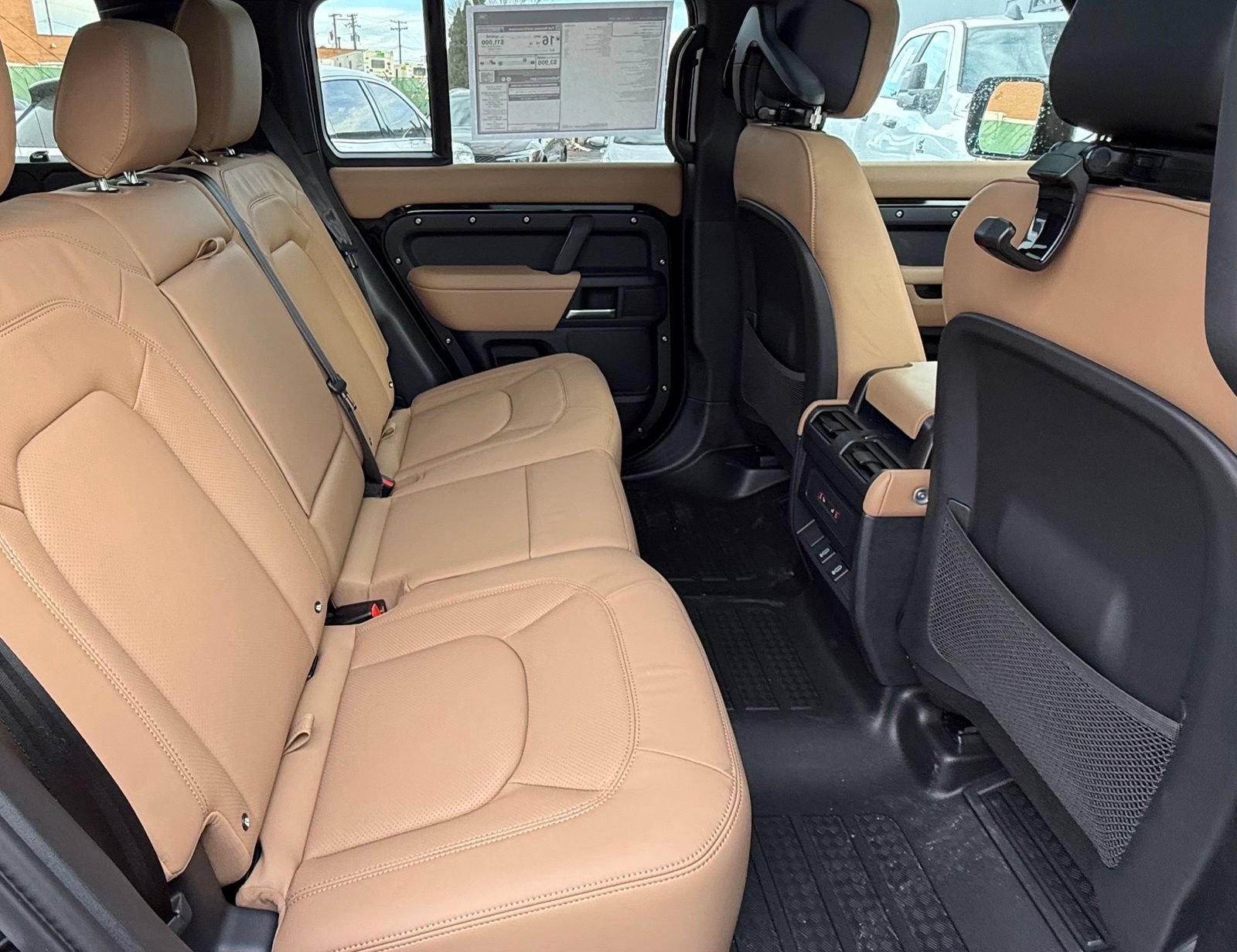 New 2026 Land Rover Defender 110 X-Dynamic SE AWD/4WD image 16