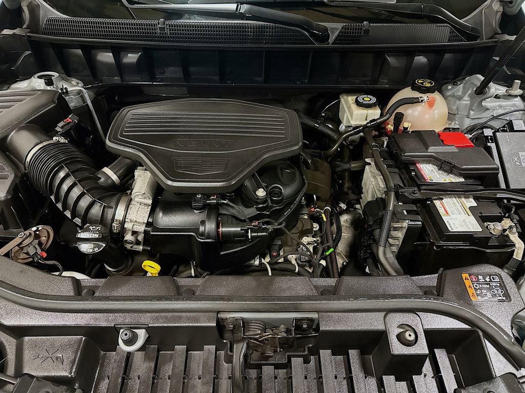 Used 2018 Cadillac XT5 Luxury w/ Driver Awareness Package image 38
