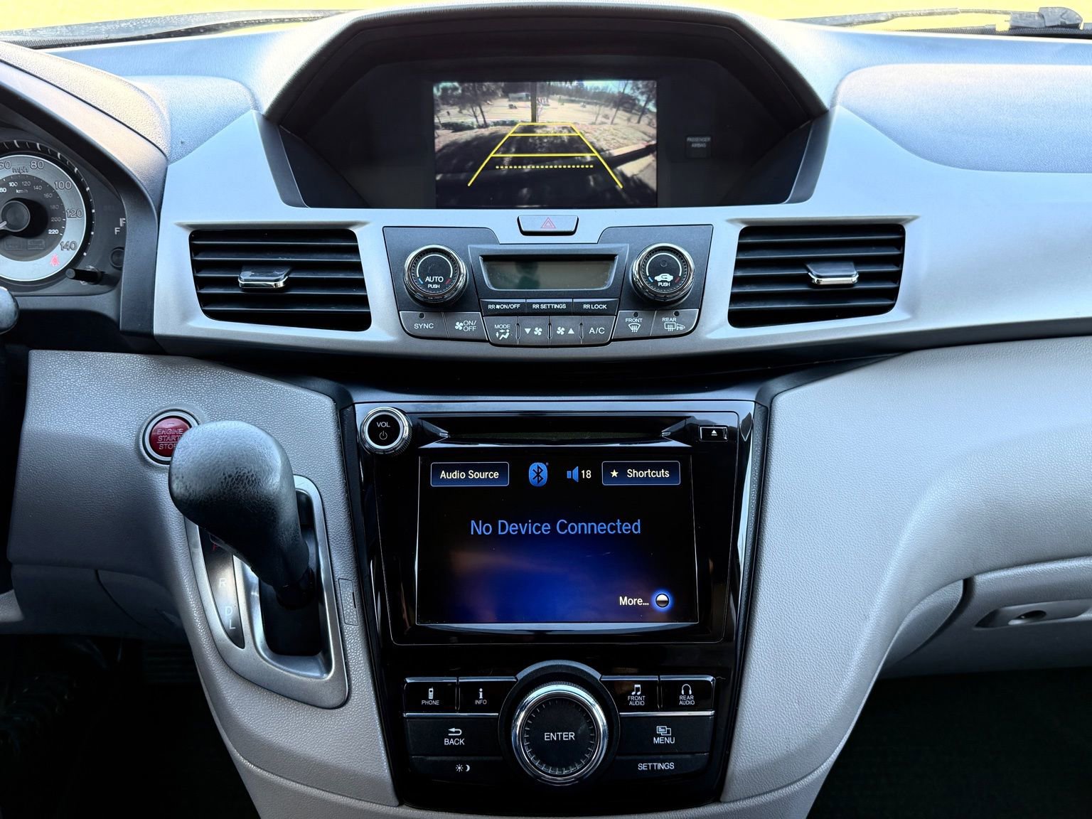 Used 2016 Honda Odyssey SE image 30