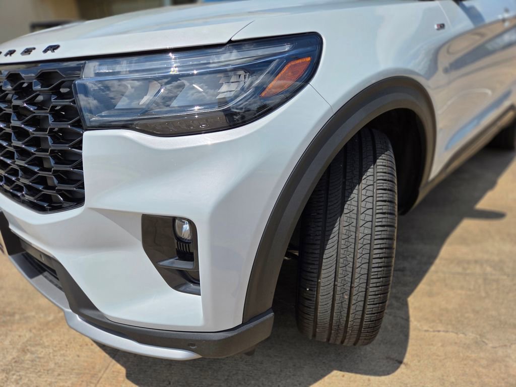 New 2026 Ford Explorer ST-Line w/ ST-Line Street Pack RWD image 40