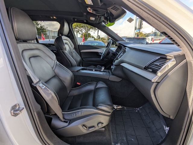 Used 2022 Volvo XC90 T8 R-Design w/ Advanced Package image 30