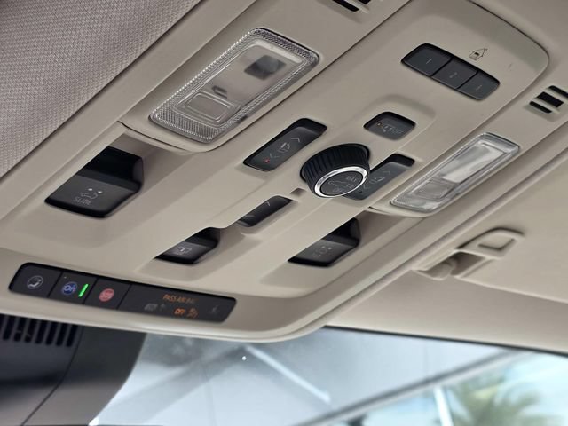 Used 2023 GMC Yukon Denali RWD image 24