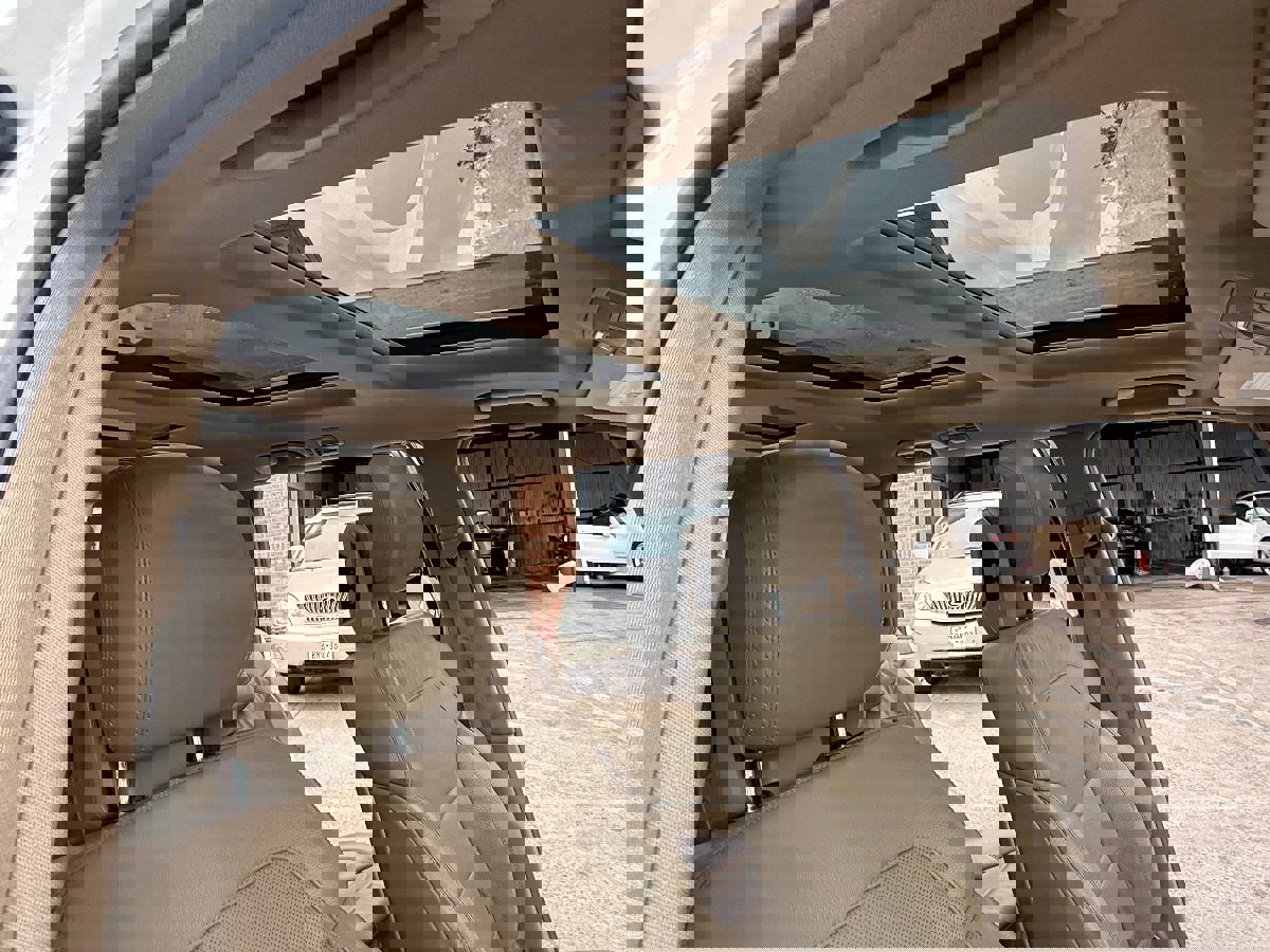 Used 2014 Mercedes-Benz GL 550 4MATIC image 17