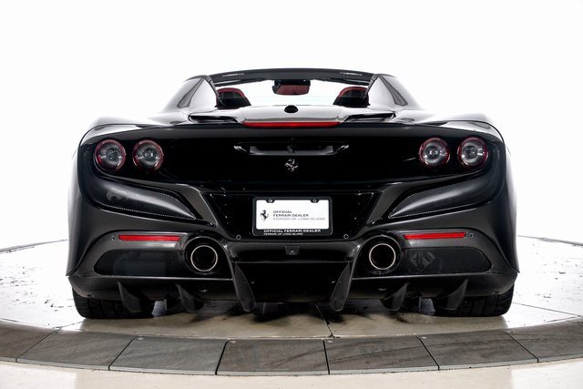 Used 2022 Ferrari F8 Tributo image 8