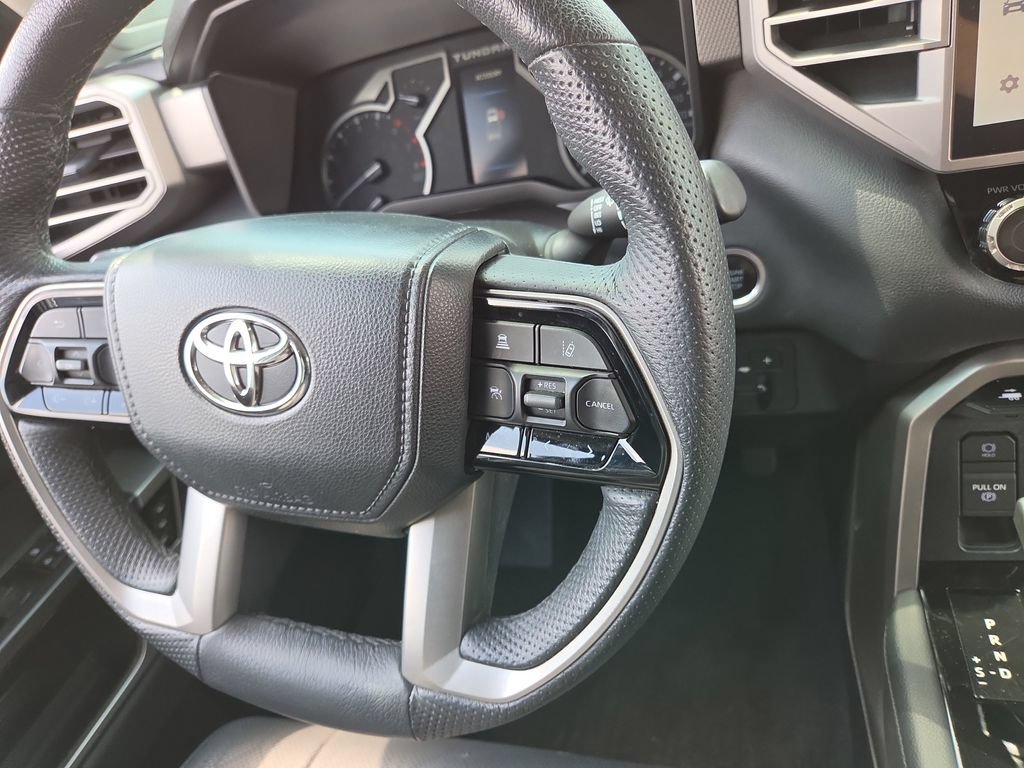 Used 2023 Toyota Tundra Limited AWD/4WD image 17