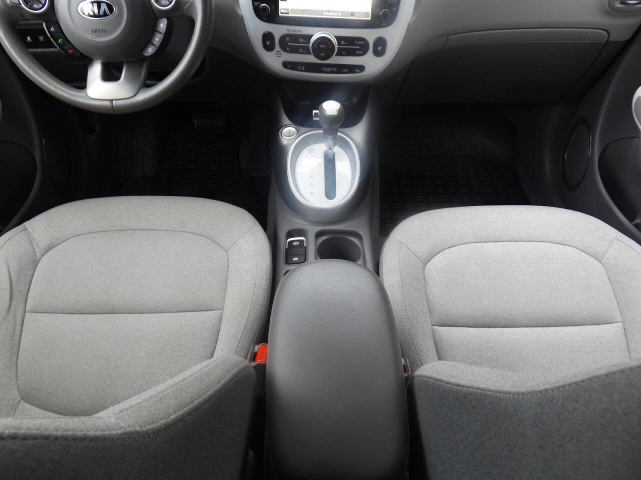 Used 2016 Kia Soul EV FWD image 14