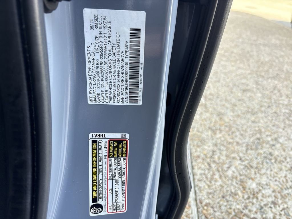 Used 2025 Honda Odyssey Elite image 35