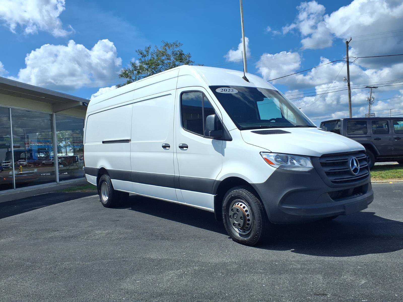Used 2022 Mercedes-Benz Sprinter 3500 image 5
