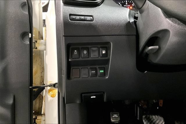 Used 2019 Nissan Rogue S FWD image 42
