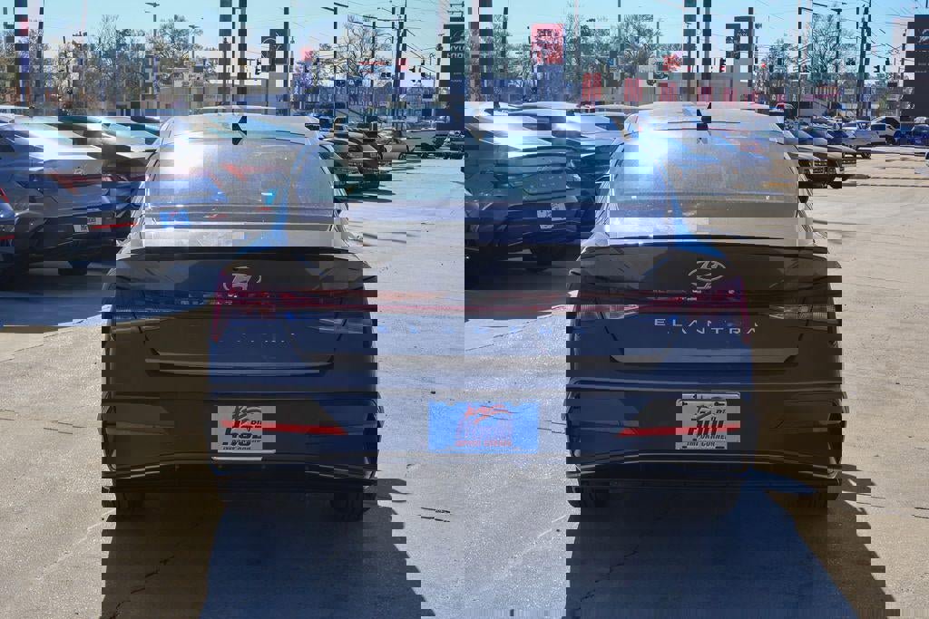 New 2026 Hyundai Elantra SEL Sport Premium w/ Cargo Package image 23