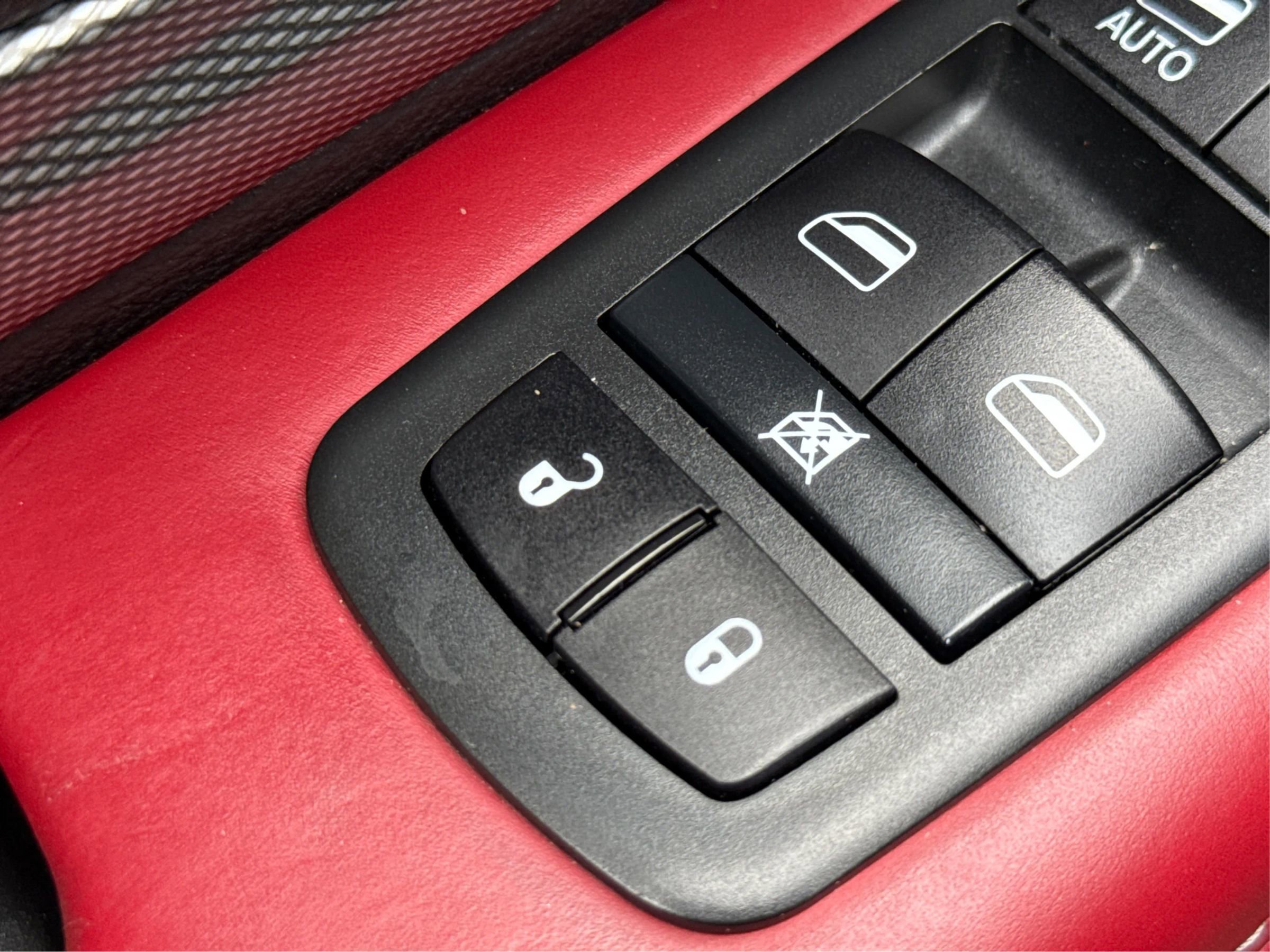 Used 2020 Dodge Durango R/T w/ Technology Group AWD/4WD image 38
