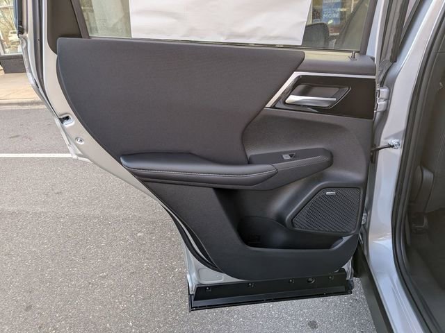 New 2026 Mitsubishi Outlander ES image 23