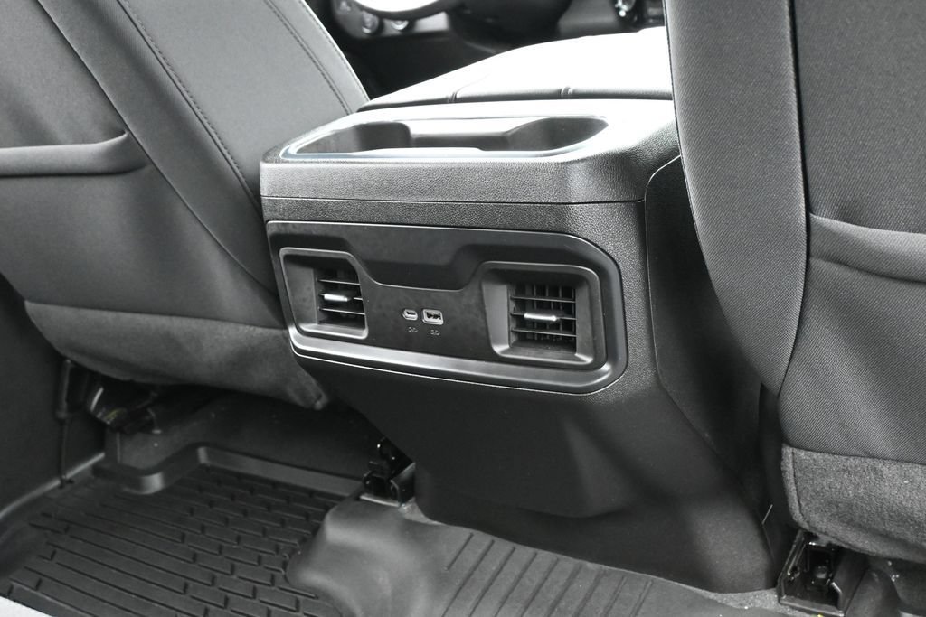 Used 2024 Chevrolet Silverado 1500 LT RWD image 39