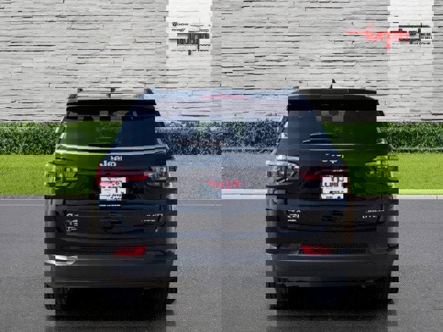 New 2025 Jeep Compass Limited w/ Sun & Sound Group image 4