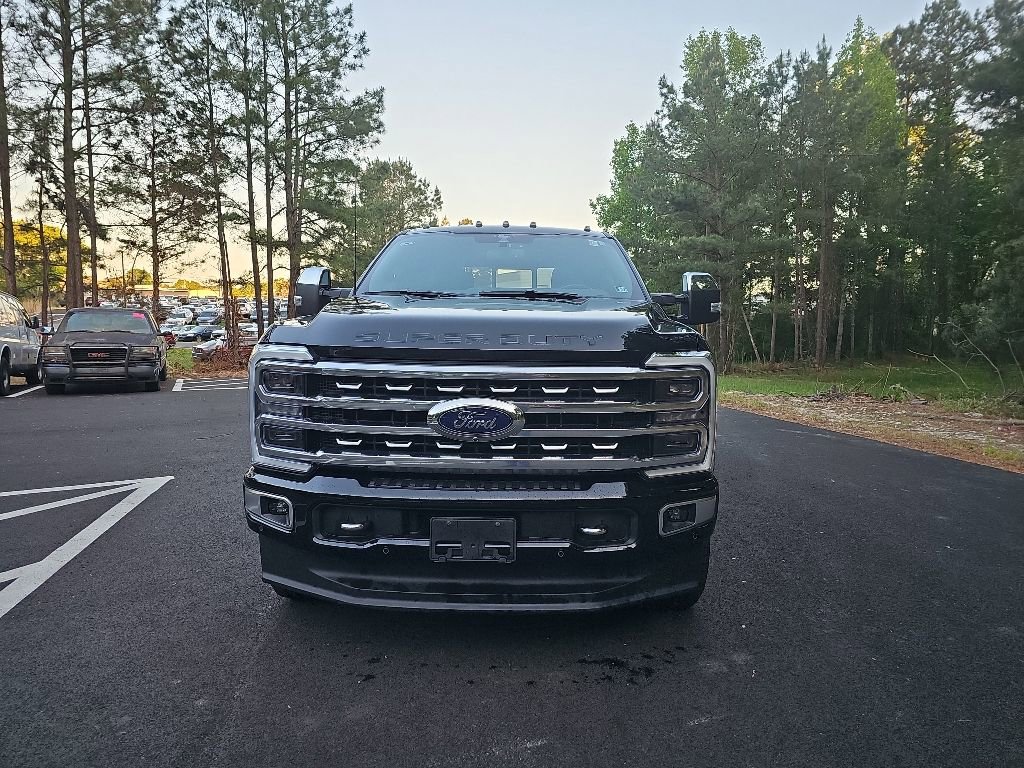Used 2024 Ford F350 Platinum AWD/4WD image 2
