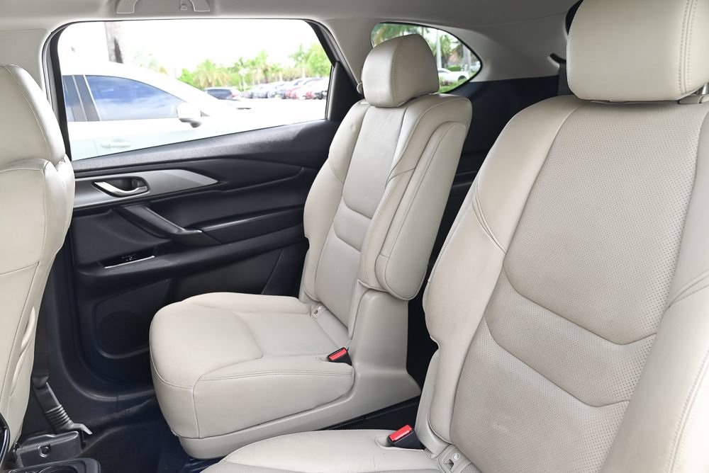 Certified 2023 MAZDA CX-9 Touring Plus AWD/4WD image 17