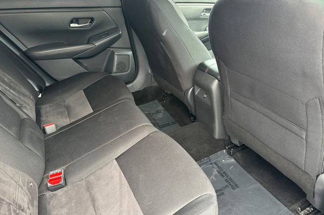 Used 2023 Nissan Sentra SR w/ Electronics Package image 18