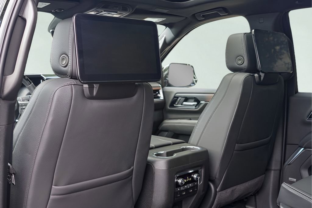 New 2026 GMC Yukon Denali w/ Denali Reserve Package AWD/4WD image 19