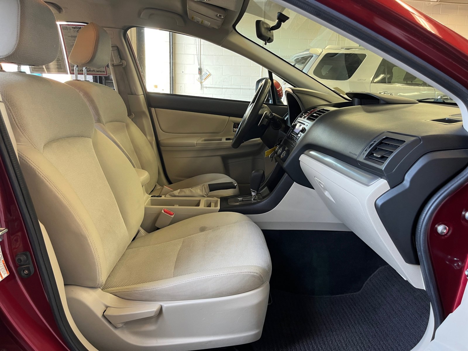 Used 2014 Subaru Crosstrek 2.0i Premium AWD/4WD image 25