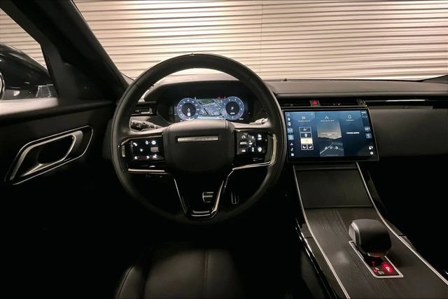 Certified 2026 Land Rover Range Rover Velar Dynamic SE AWD/4WD image 4