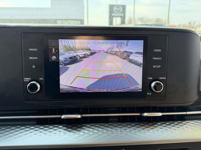 Used 2024 Kia Carnival LX FWD image 23