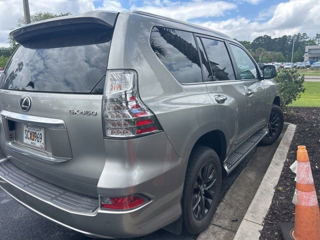 Used 2023 Lexus GX 460 Premium w/ Premium Package AWD/4WD image 4