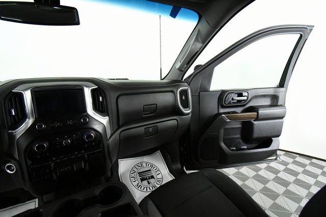 Used 2023 Chevrolet Silverado 3500 LT w/ Convenience Package image 21