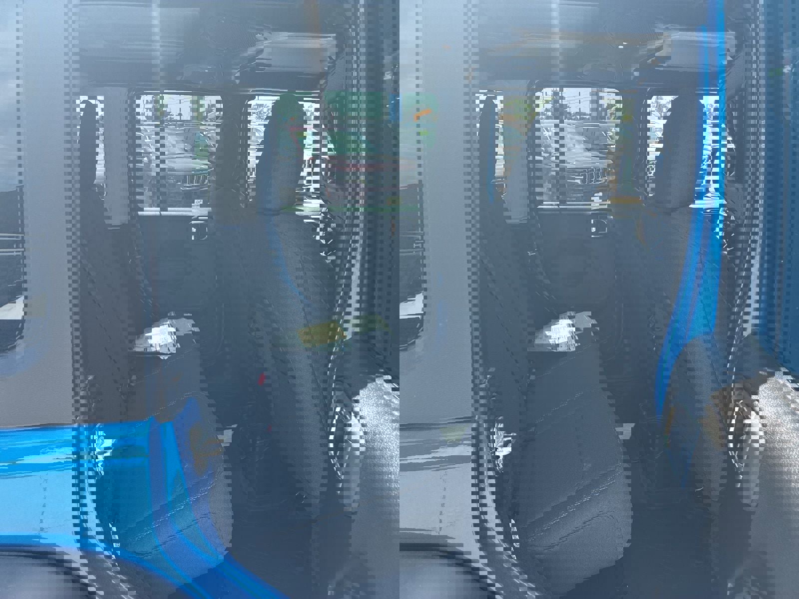 New 2025 Jeep Wrangler Unlimited Sport image 28