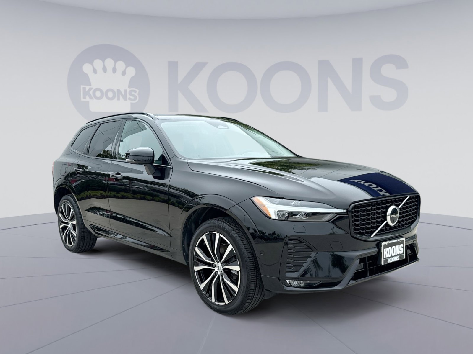Certified 2024 Volvo XC60 B5 Plus w/ Protection Package Premier AWD/4WD image 10