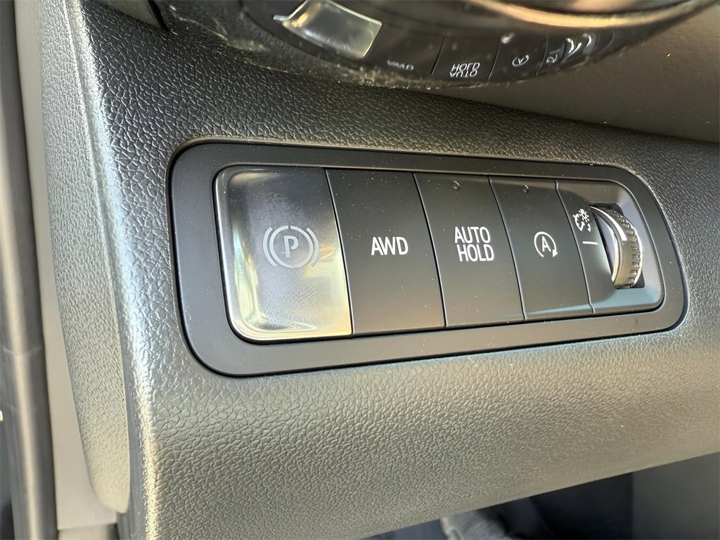 New 2026 Chevrolet Equinox LT w/ Convenience Package II image 14