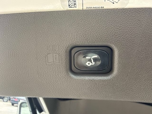 Used 2020 Lincoln Nautilus Reserve AWD/4WD image 18
