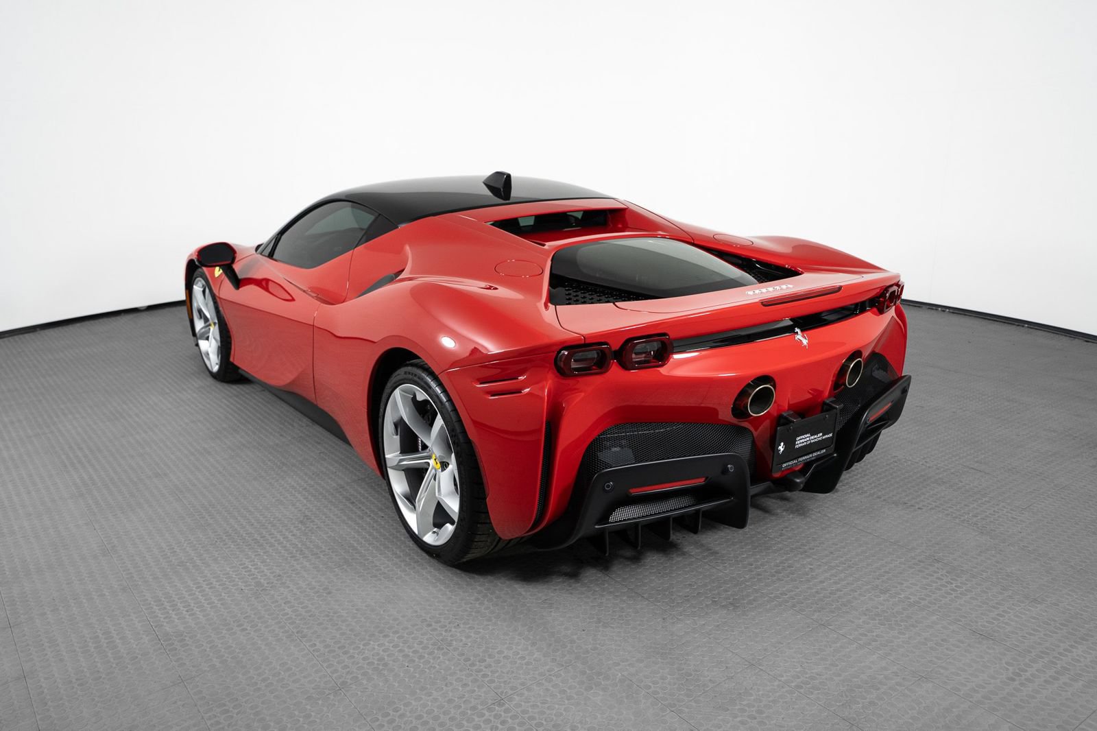 Used 2021 Ferrari SF90 Stradale AWD/4WD image 3