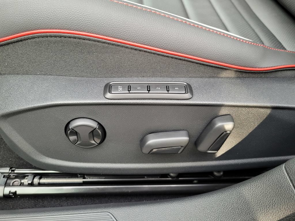 New 2024 Volkswagen GTI SE FWD image 12