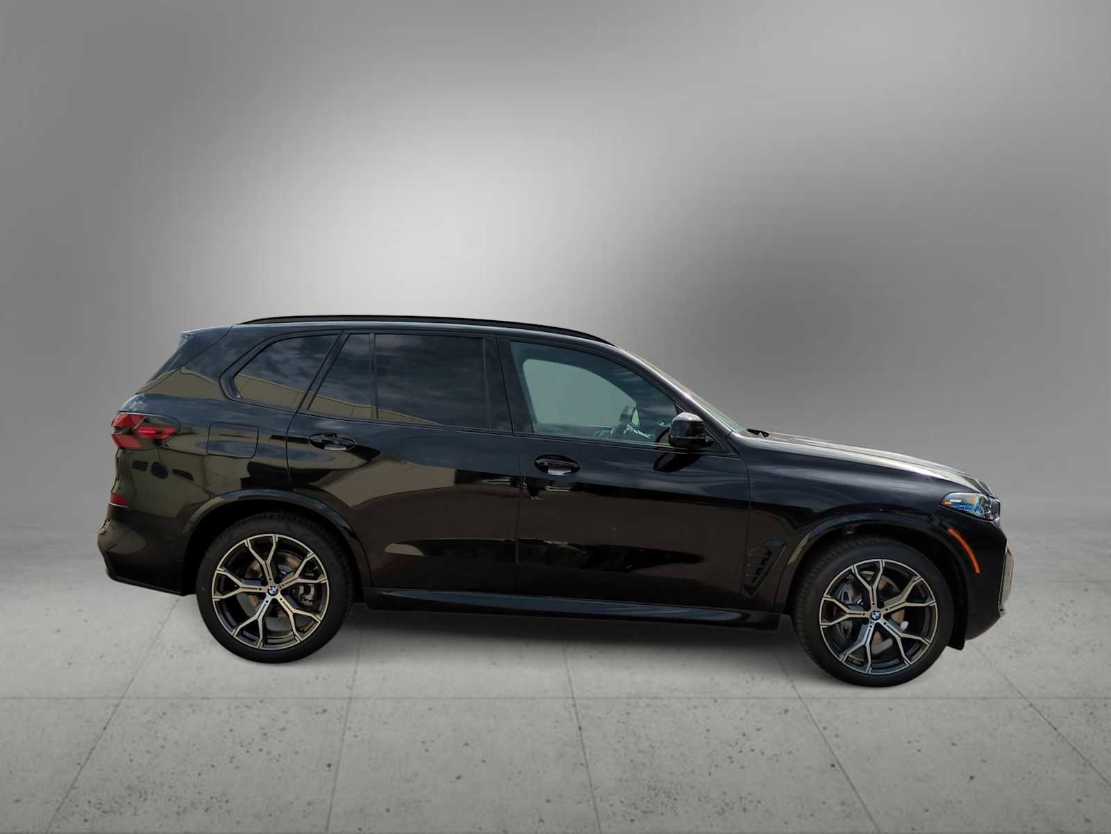 New 2026 BMW X5 xDrive40i w/ M Sport Package image 9