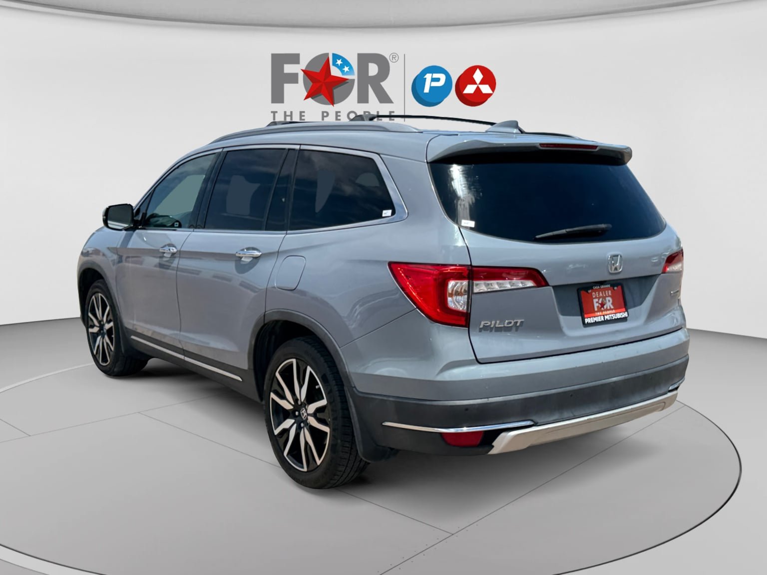 Used 2022 Honda Pilot Touring image 3