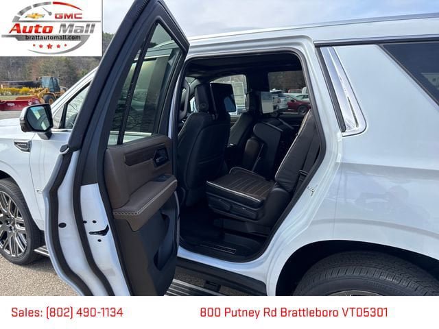 New 2026 GMC Yukon Denali Ultimate AWD/4WD image 8