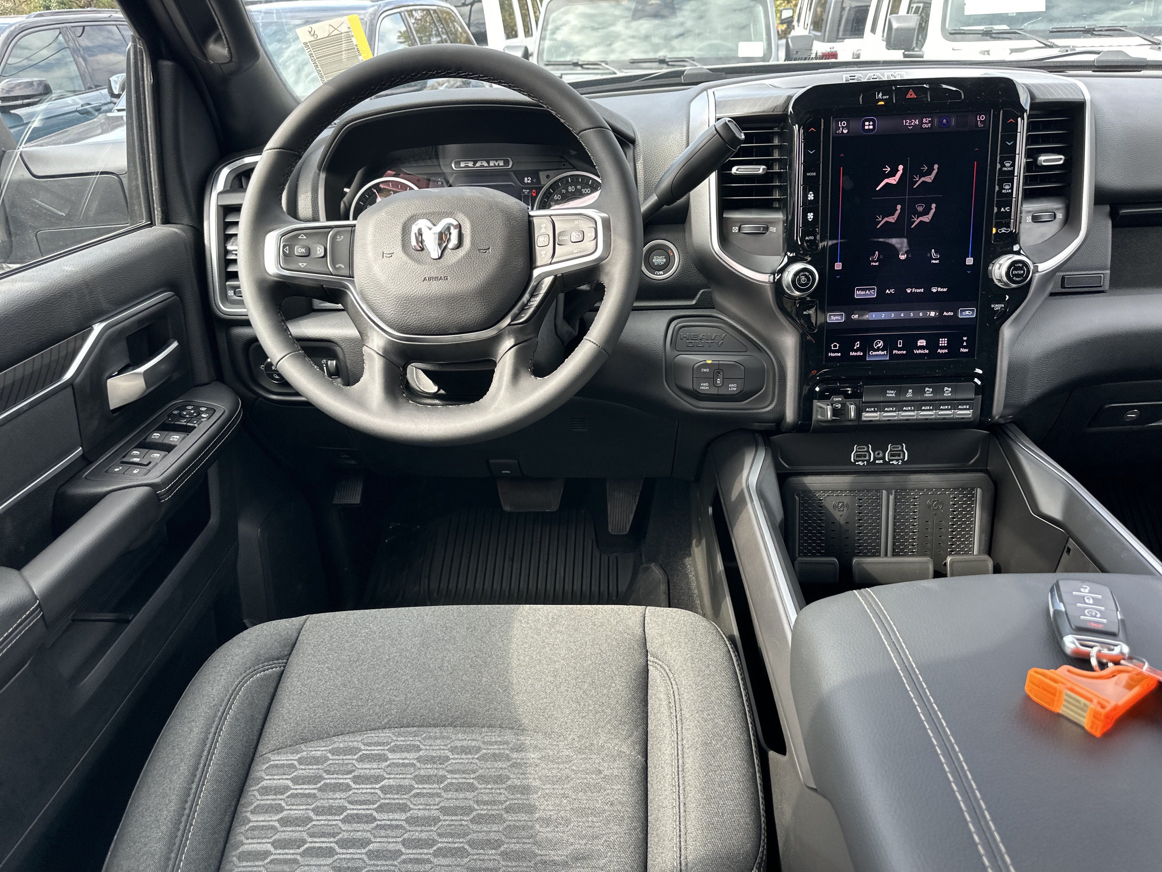 New 2027 RAM 2500 Big Horn AWD/4WD image 32