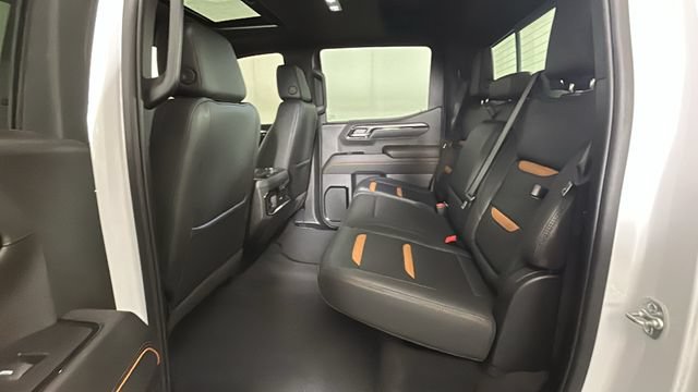 Used 2025 GMC Sierra 1500 AT4 w/ AT4 Premium Package AWD/4WD image 26