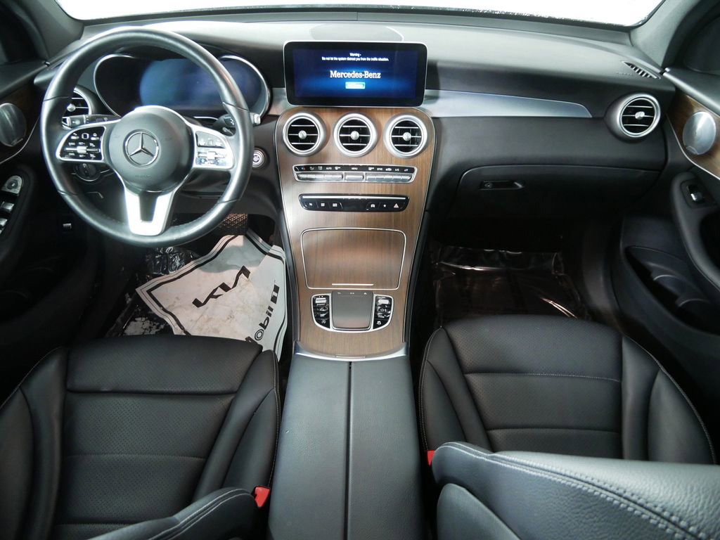 Used 2020 Mercedes-Benz GLC 300 4MATIC image 19